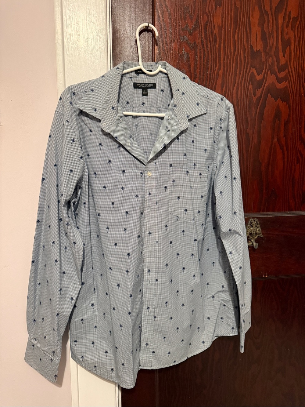 Banana Republic Light Blue Long-Sleeve Palm-Print Button-Down Shirt